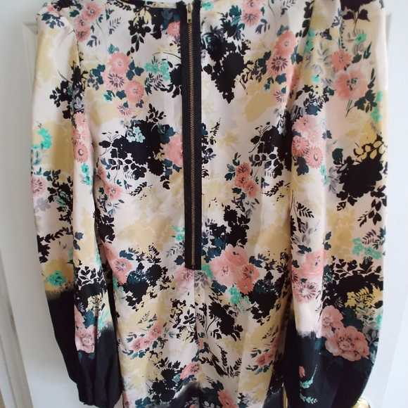 XHILARATION MULTI COLORED DRESS SMALL BELT - Picture 2 of 5